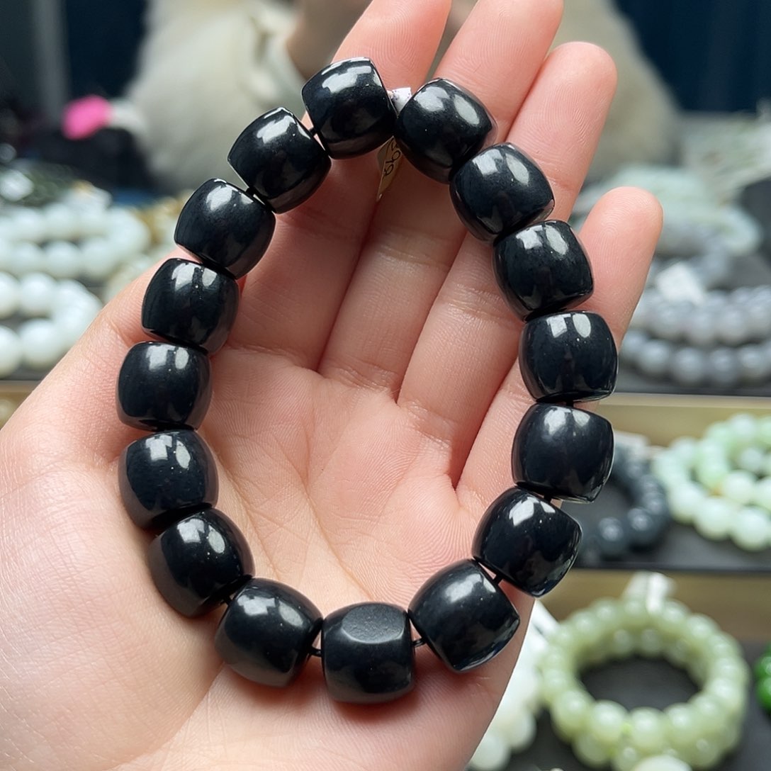 和田玉手链未镶嵌