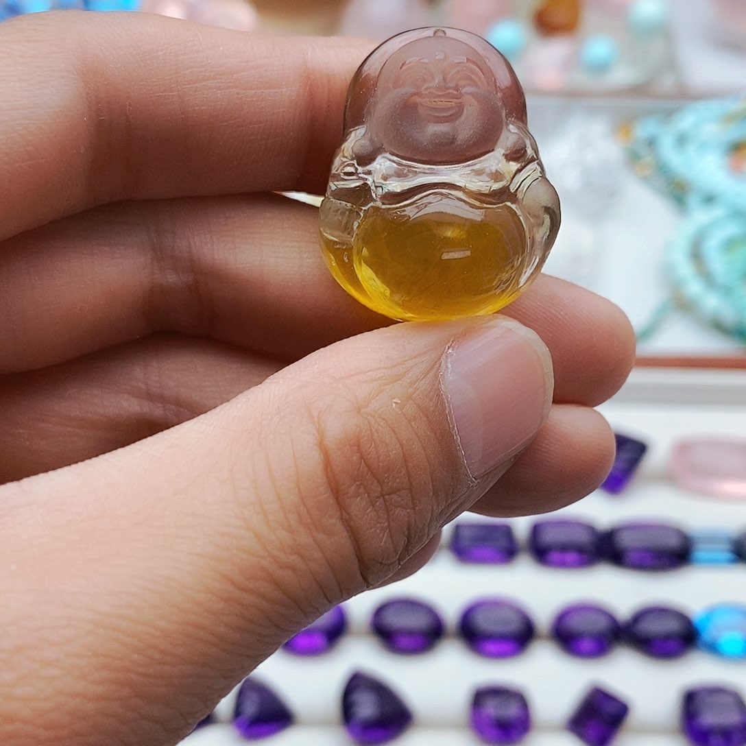 水晶弥勒佛雕刻件未镶嵌