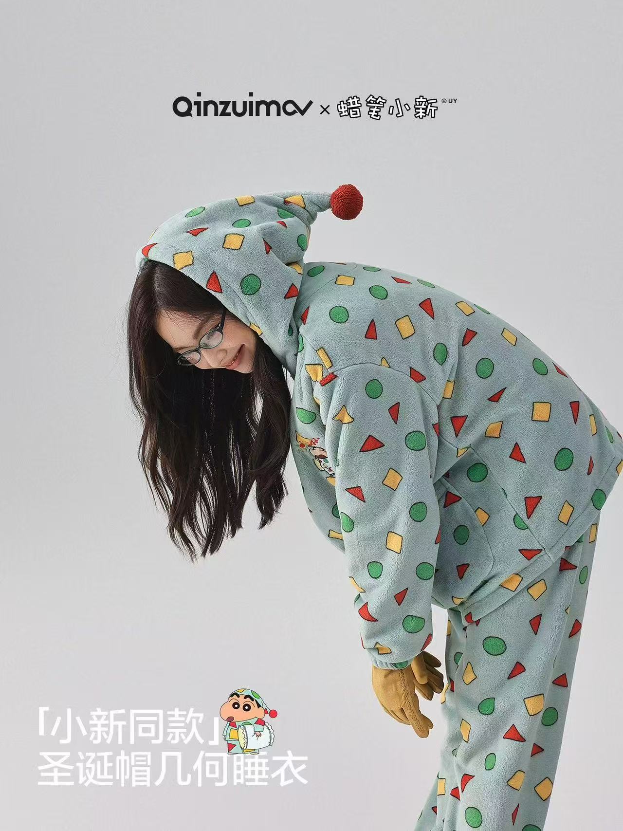 亲嘴猫【蜡笔小新】可外穿连帽法兰绒睡衣女士秋冬卡通套装家居服