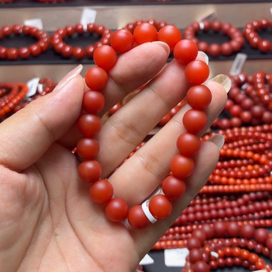 大***芮玛瑙/玉髓天然玛瑙单圈手串未镶嵌