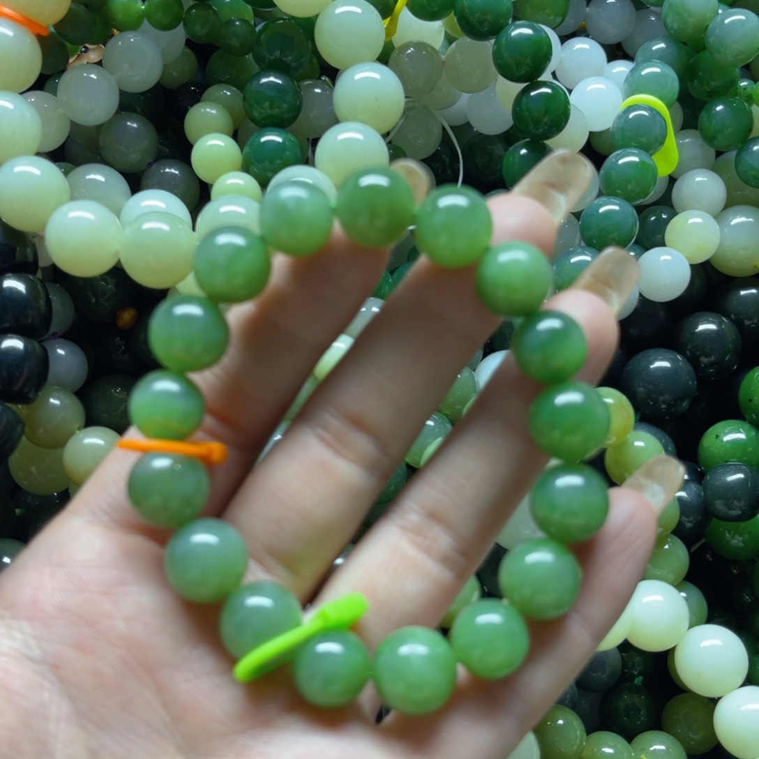 和田玉手串未镶嵌