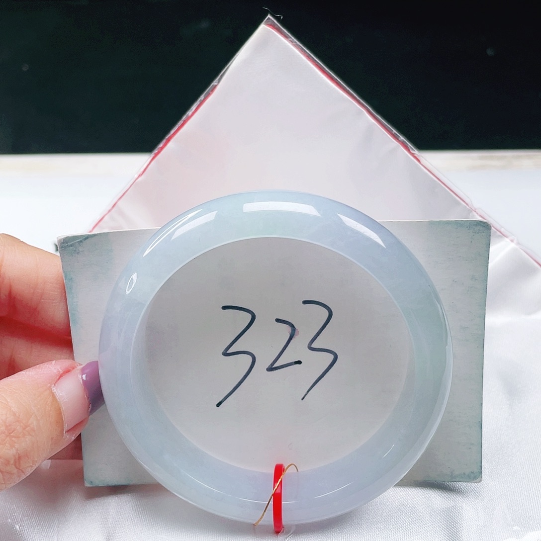 翡翠未镶嵌手镯缅甸翡翠56+