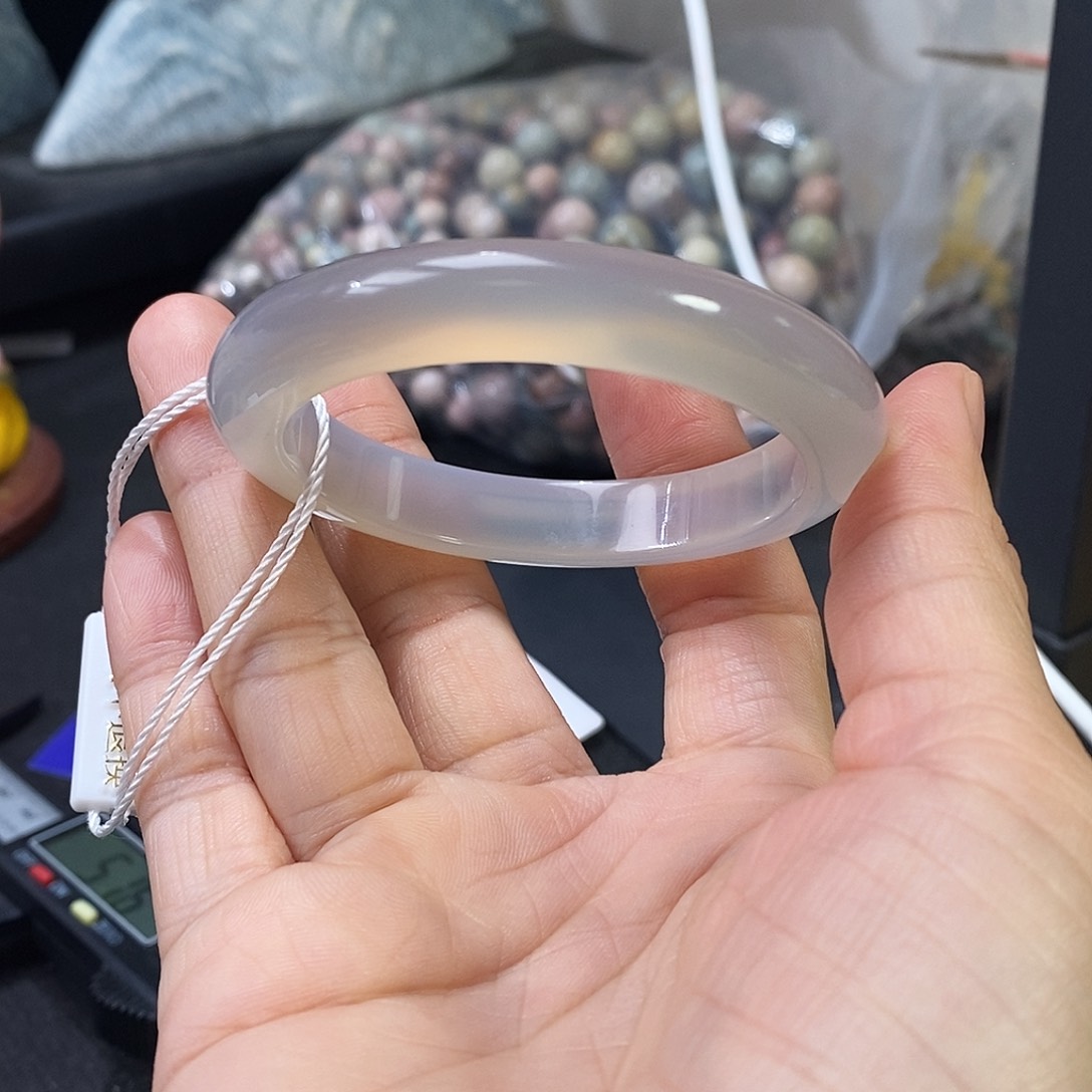 玛瑙/玉髓手镯未镶嵌5152