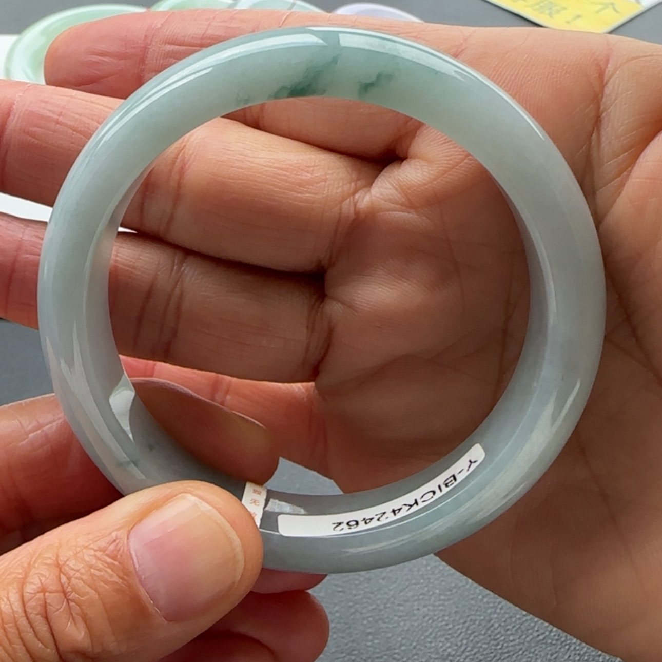 【闪购商品】未镶嵌手镯翡翠天然翡翠手镯