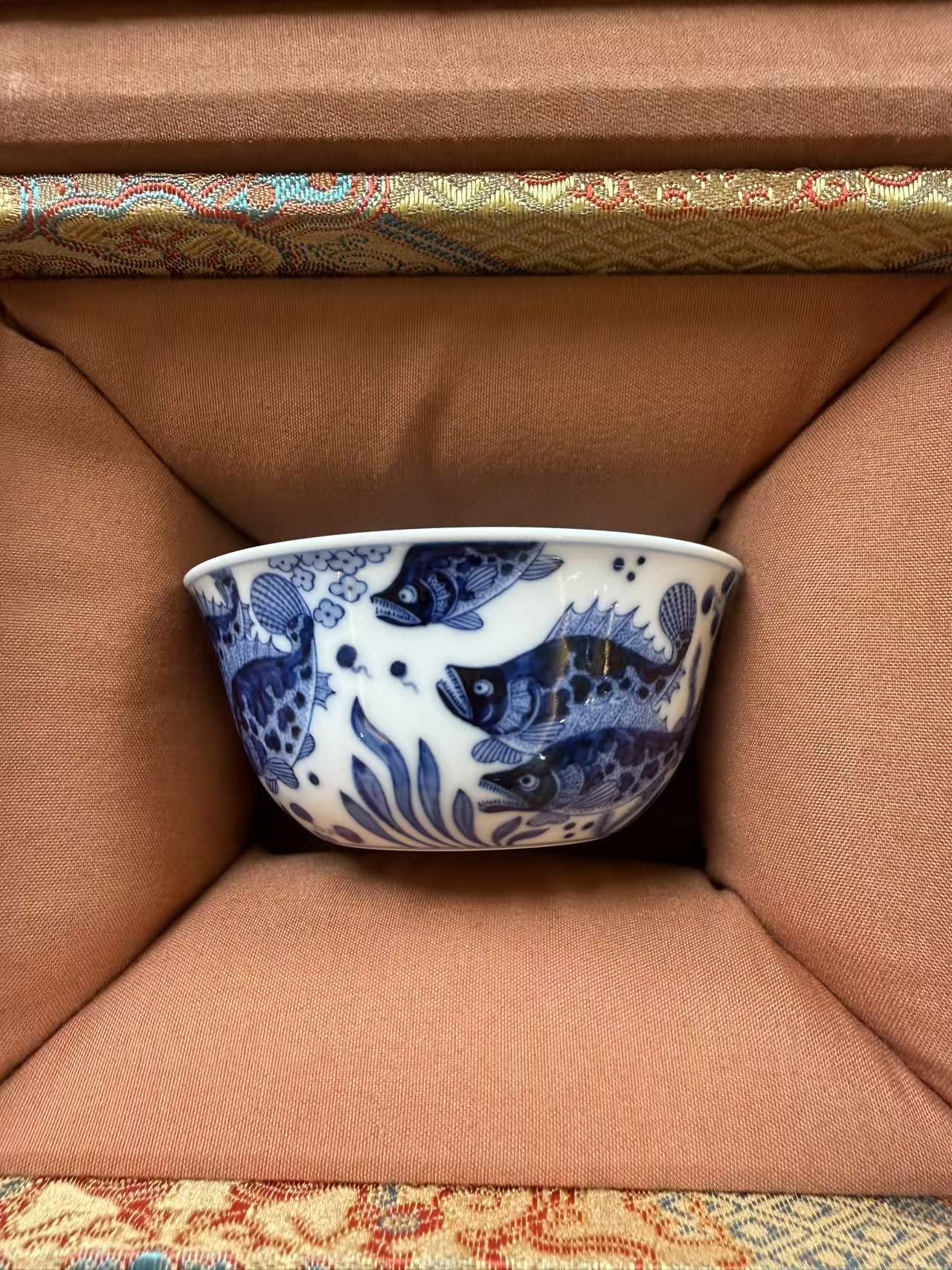 石缘御古撇口卧足杯