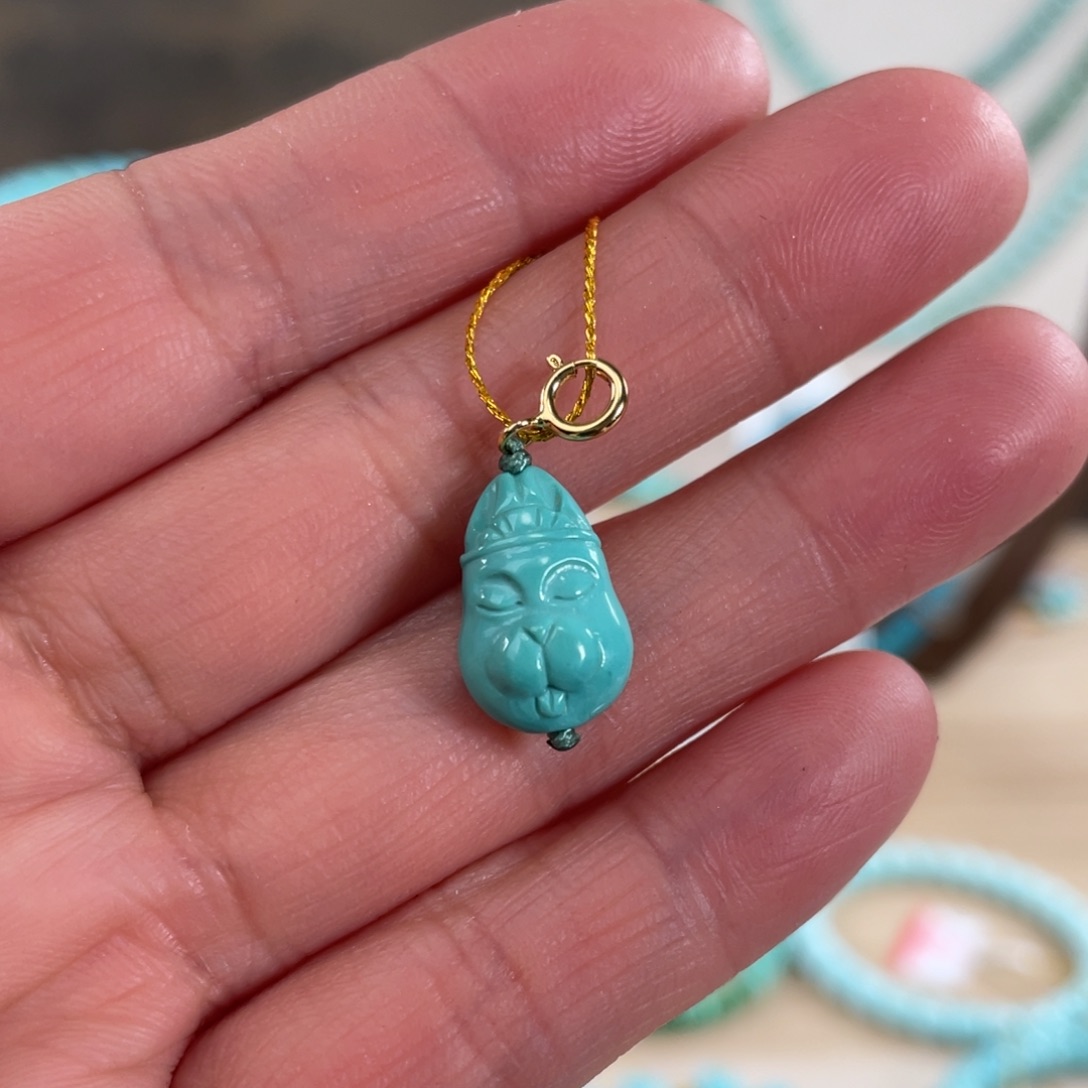 绿松石未镶嵌套链9*13瓷釉级的兔爷