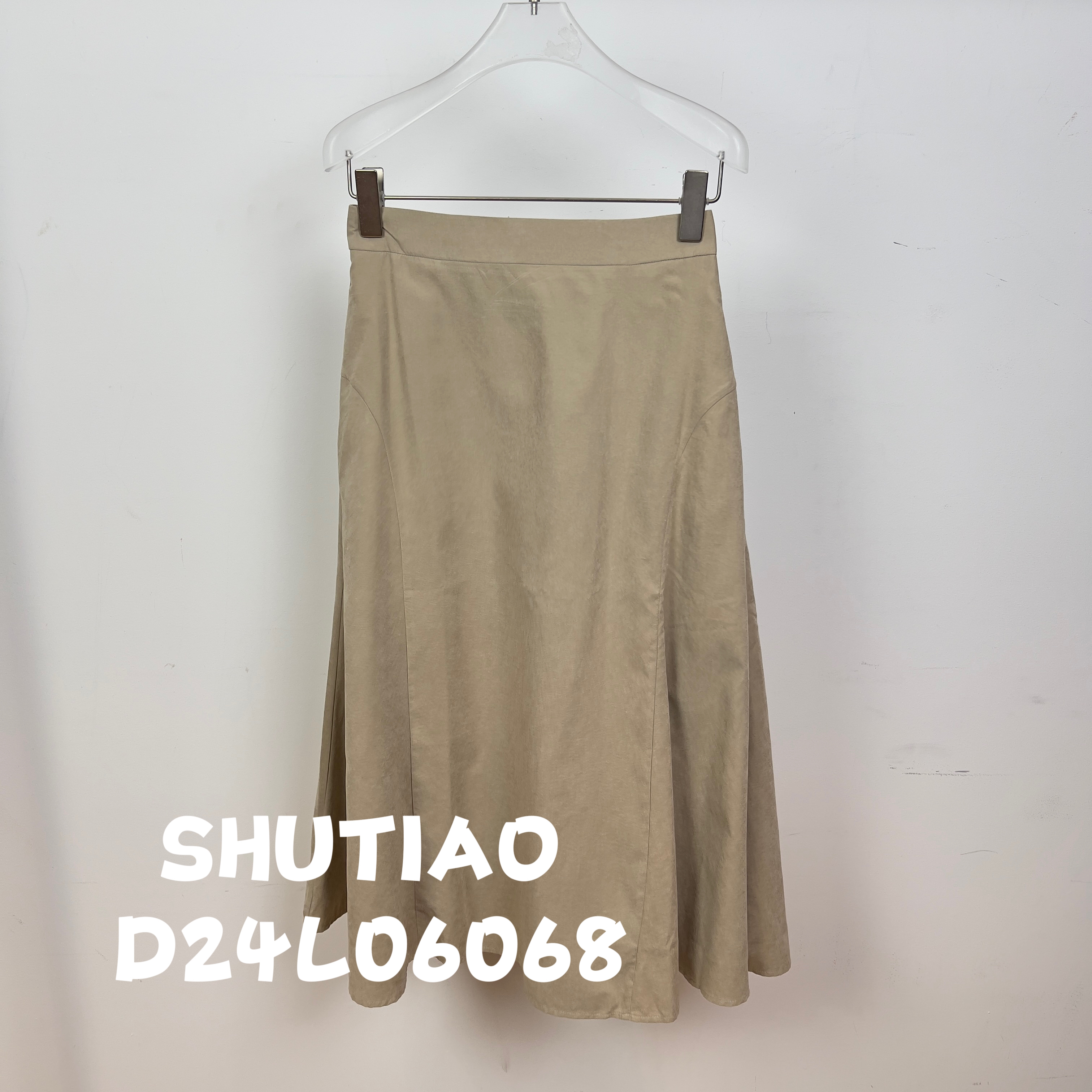 【SHUTIAO】2024秋冬：新款小众设计款裙子D24L06068