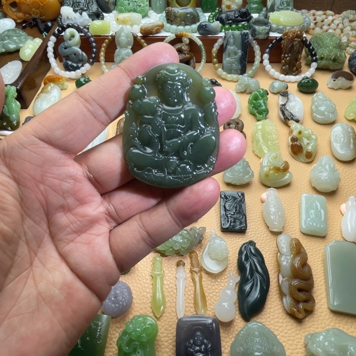 和田玉颈饰未镶嵌定制款