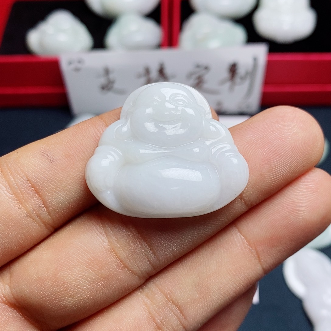 贵***妹翡翠未镶嵌颈饰/1118