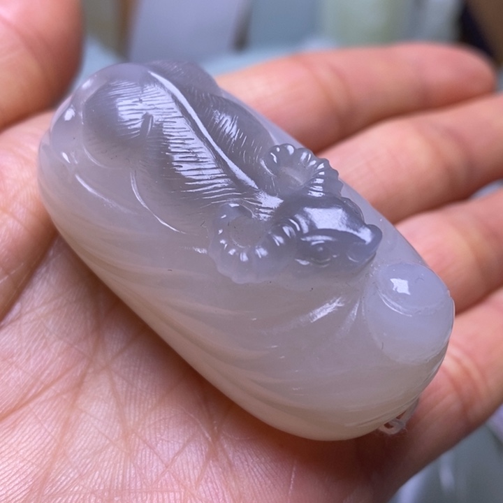 和田玉未镶嵌把件