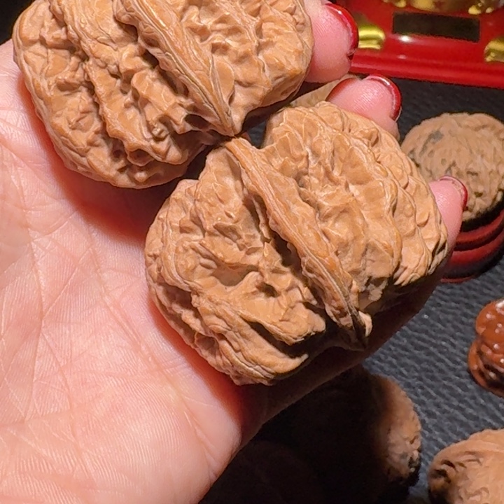 范***儿文玩核桃吊坠46方块