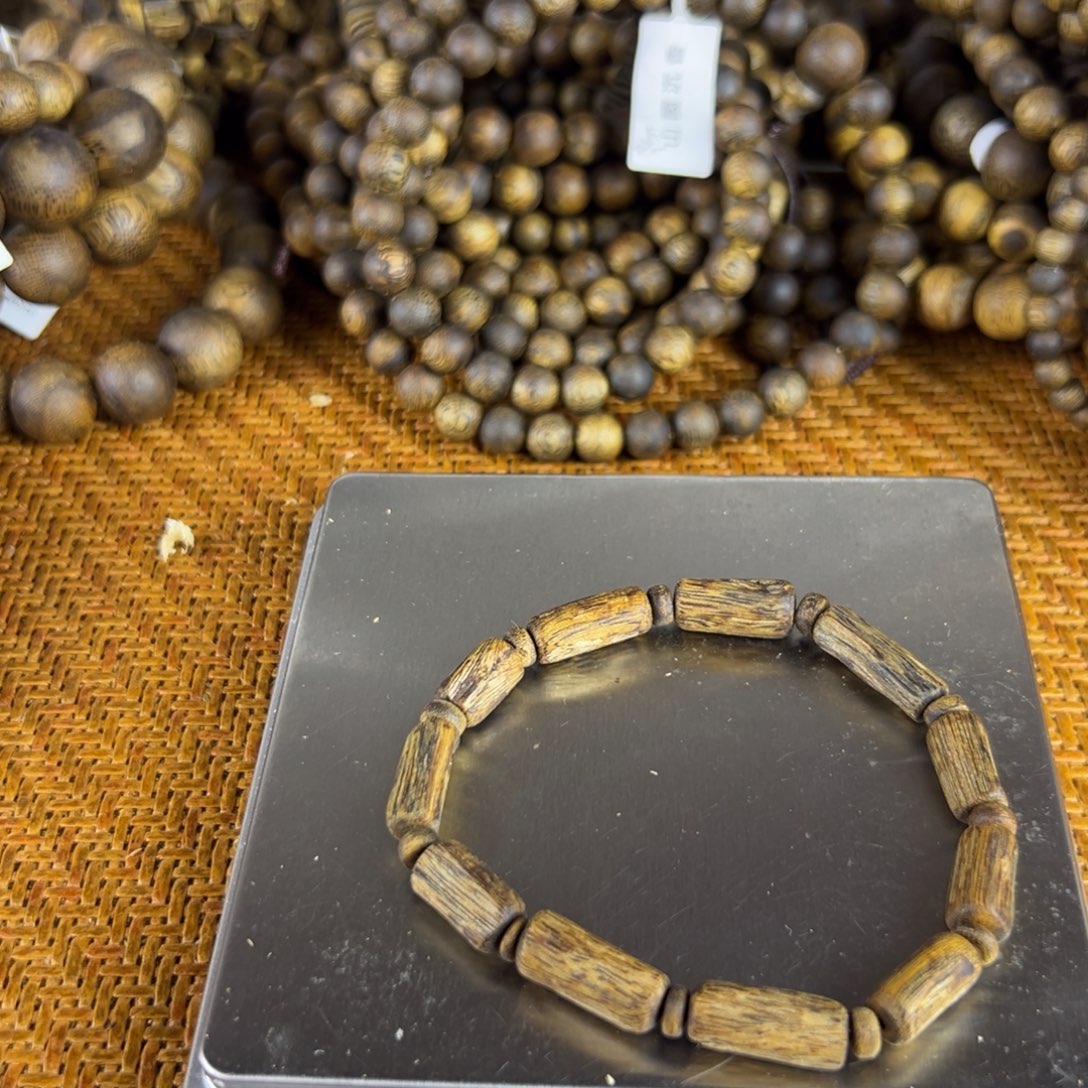 沉香沉香碎屑卡6单圈树心油克重5 +