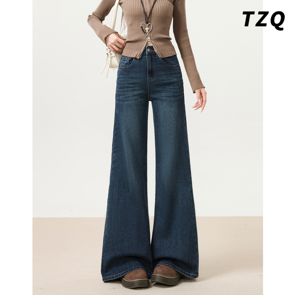 【达人专属】不贴腿微喇牛仔裤女款爆款2025新款高腰宽松弹力喇叭裤