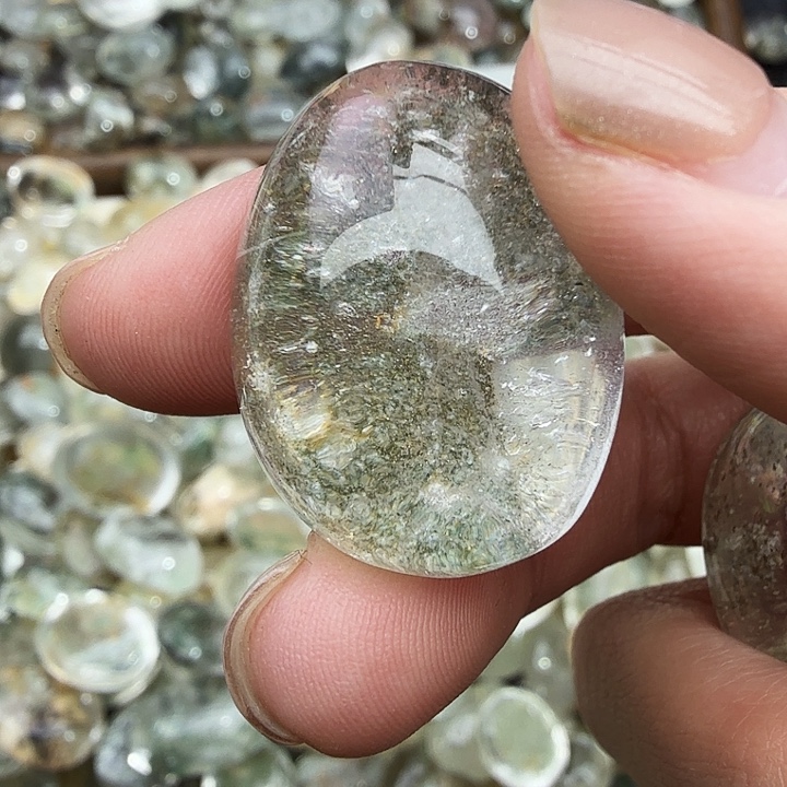 顾***顾珠宝半成品未镶嵌水晶