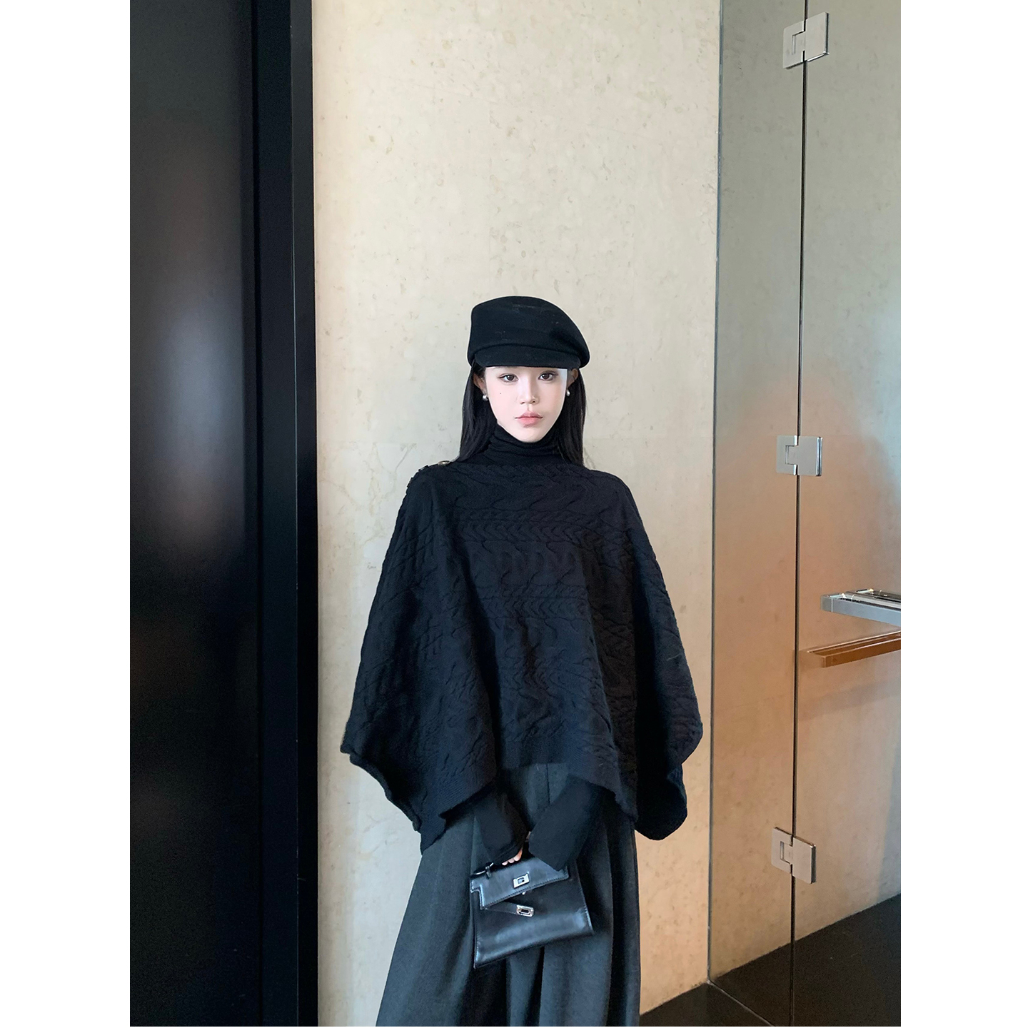 不冷BULENG 肩膀纽扣麻花斗篷