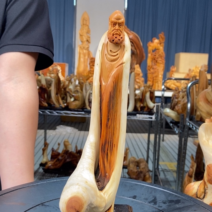 柏木（崖柏）随型摆件