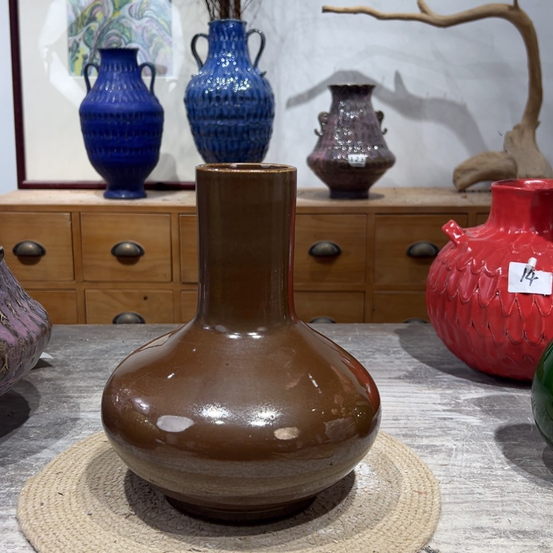 摆件陶瓷花瓶高25口6微瑕