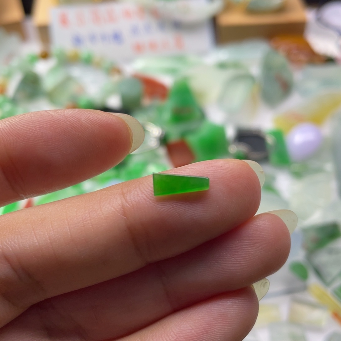 定制翡翠未镶嵌天然缅甸翡翠