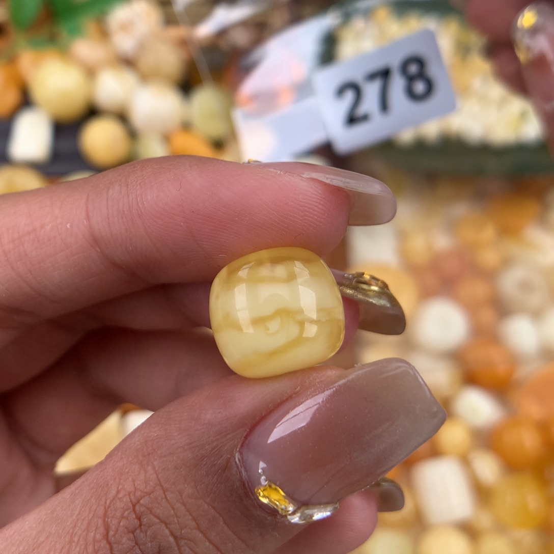 琥珀珠宝奇石未镶嵌13