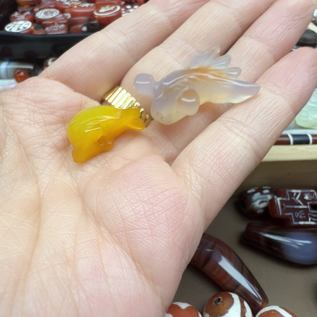 玛瑙/玉髓未镶嵌珠宝半成品