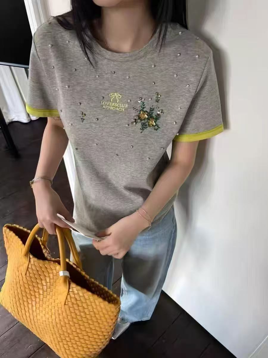 欧洲站2025春季新款洋气刺绣字母钉珠宽松拼色短袖T恤潮