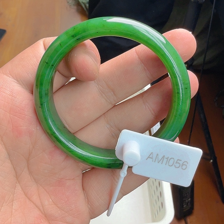 和田玉（碧玉）手镯未镶嵌56