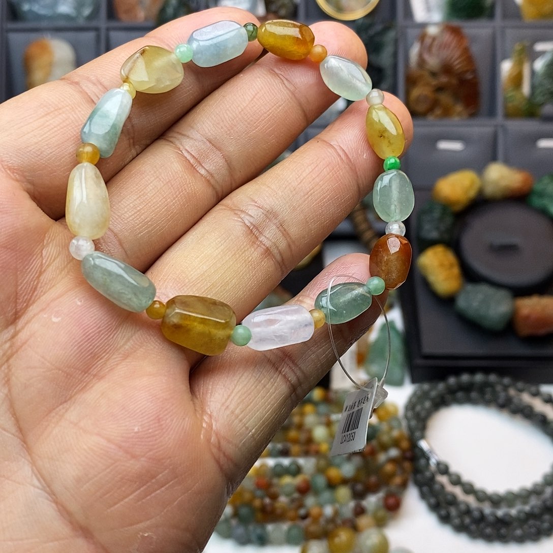 翡翠手串未镶嵌随行