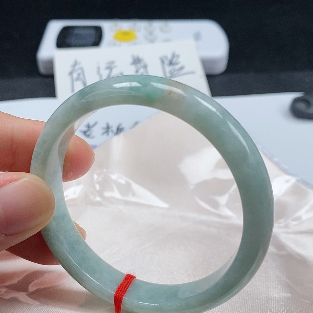 【闪购商品】翡翠手镯未镶嵌204号