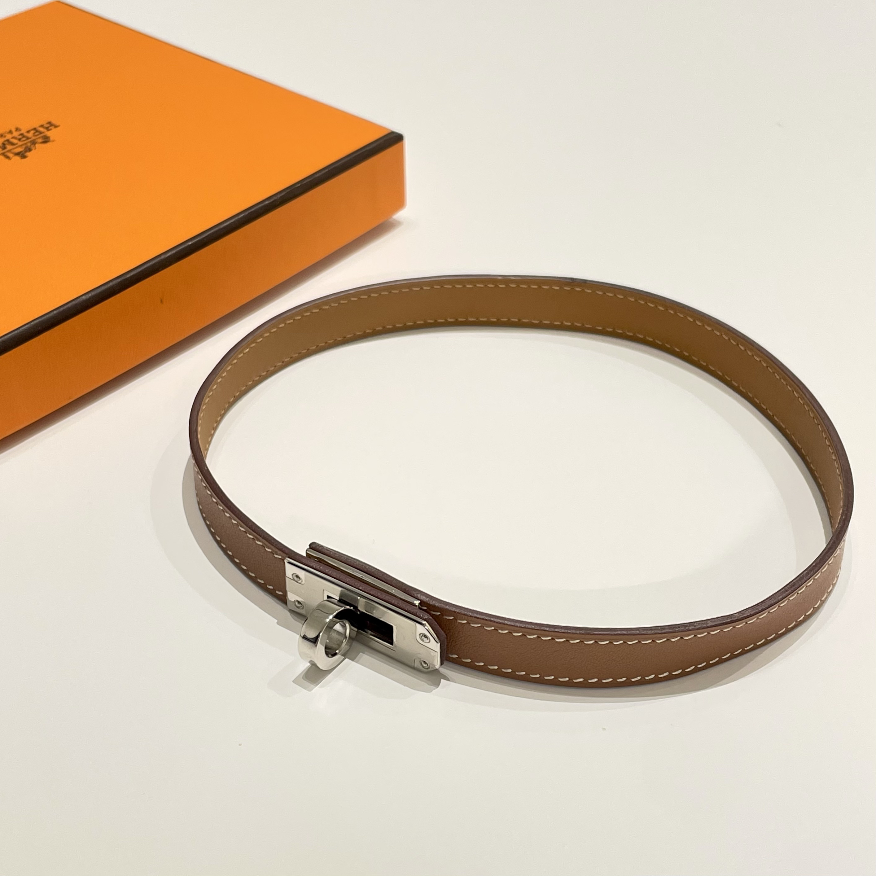 95新 Hermes/爱马仕 爱马仕棕色银扣choker项圈有盒 60479346