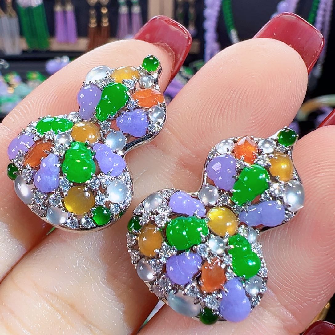 翡翠18K金镶嵌耳饰签收后24小时鉴赏期