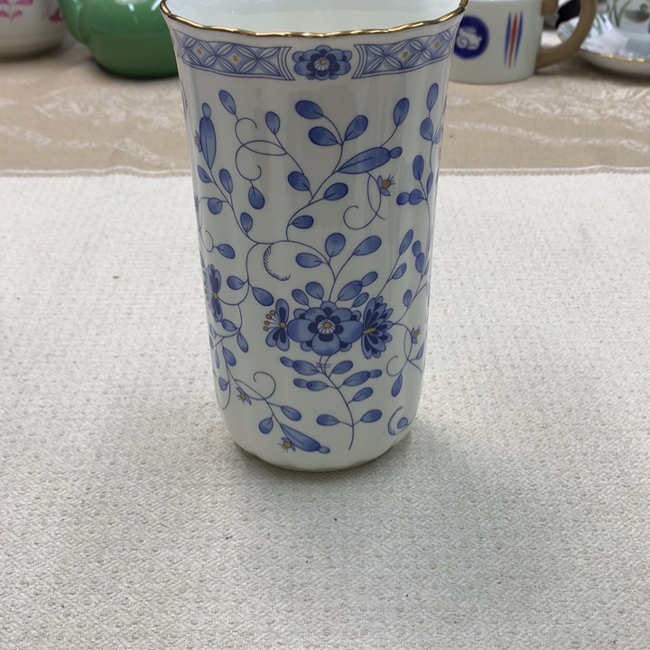 瓷片这首单曲的歌