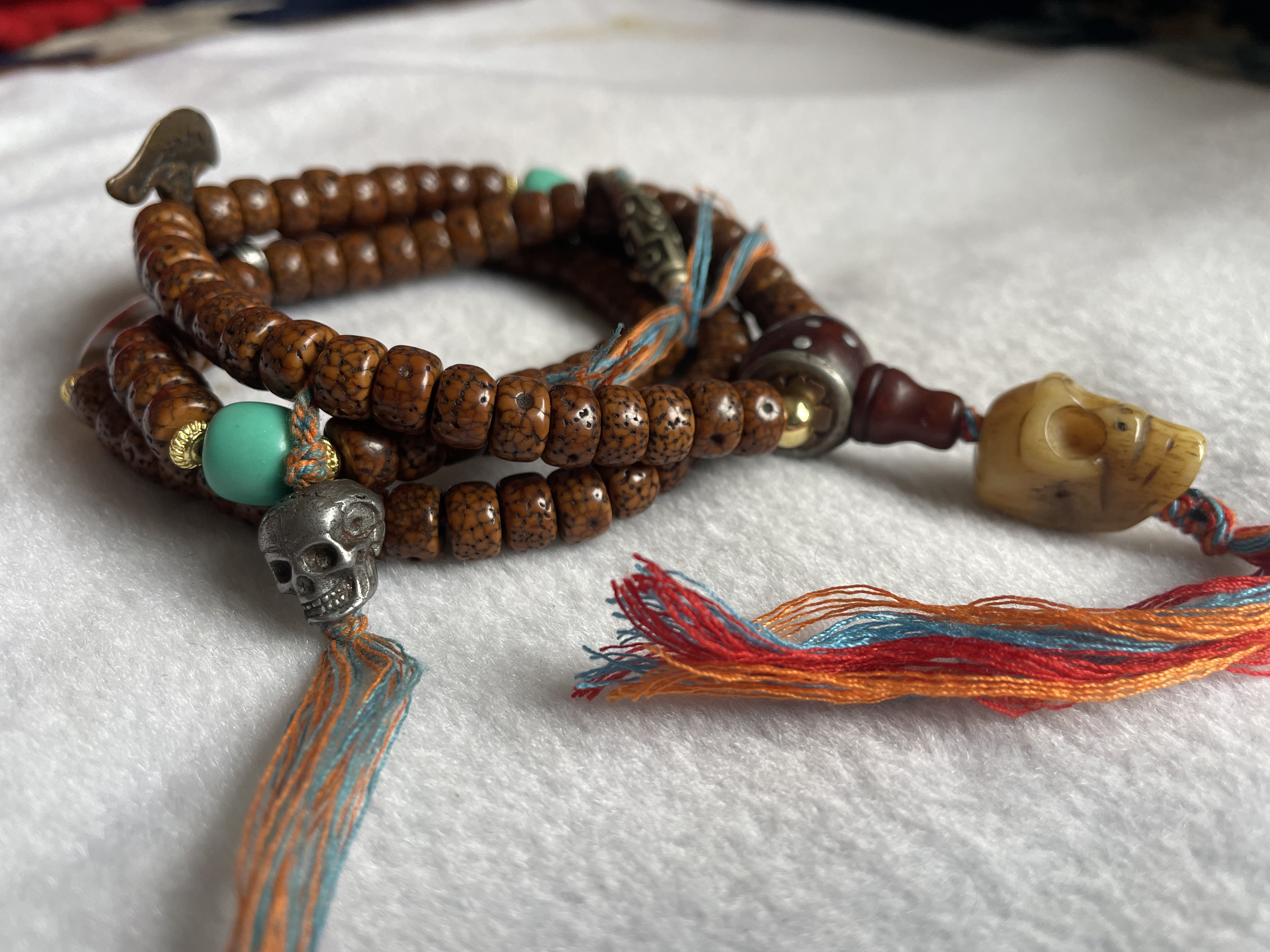 高品质西藏老佛珠念珠适合盘玩