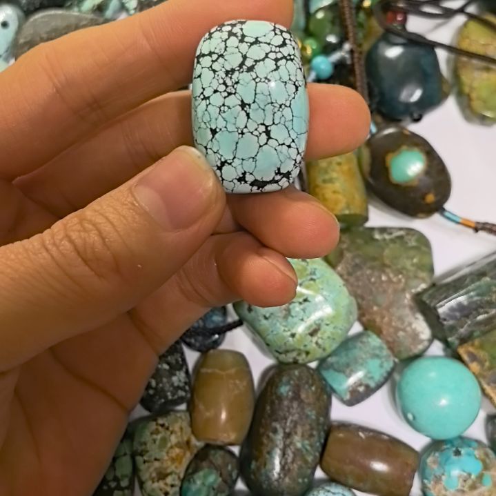 兔***师玛瑙/玉髓未镶嵌颈饰