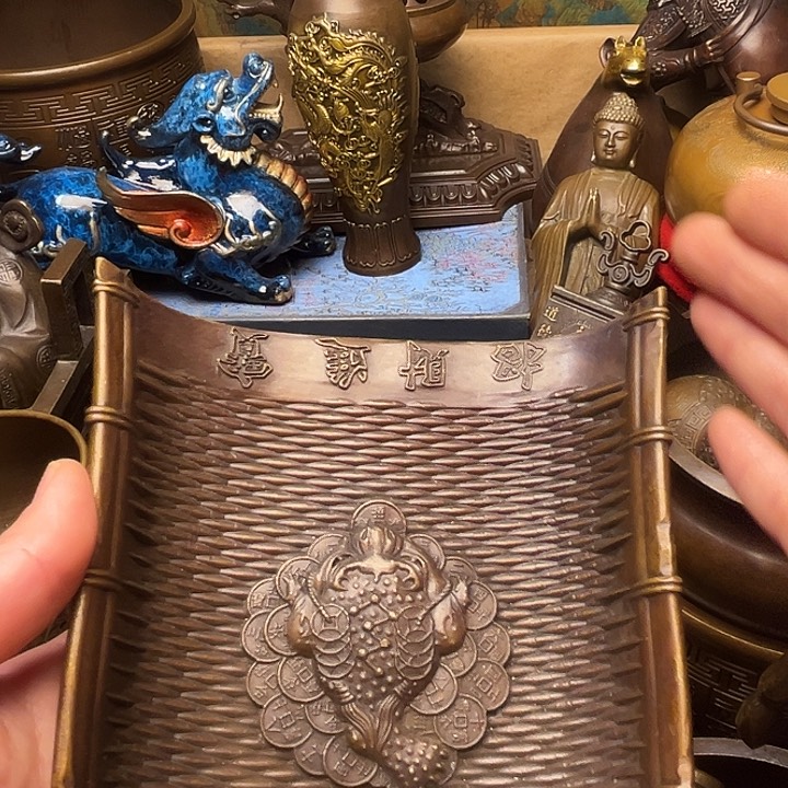 精美铜器批发档口