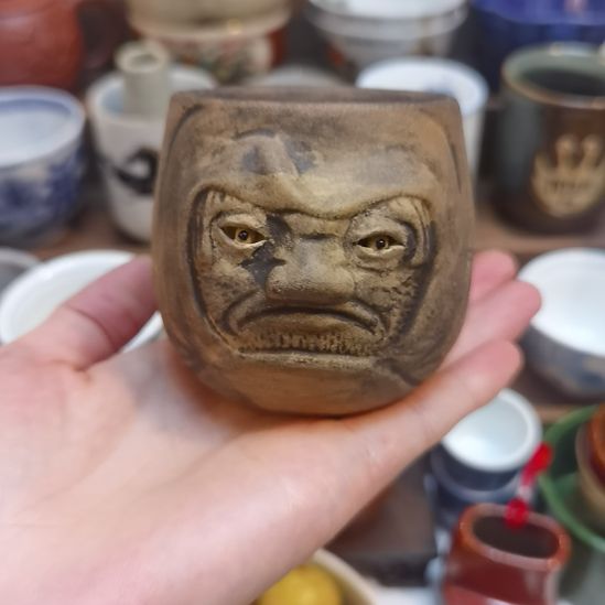 新号开播，持续放漏，中古品默认微瑕，满十八包邮。