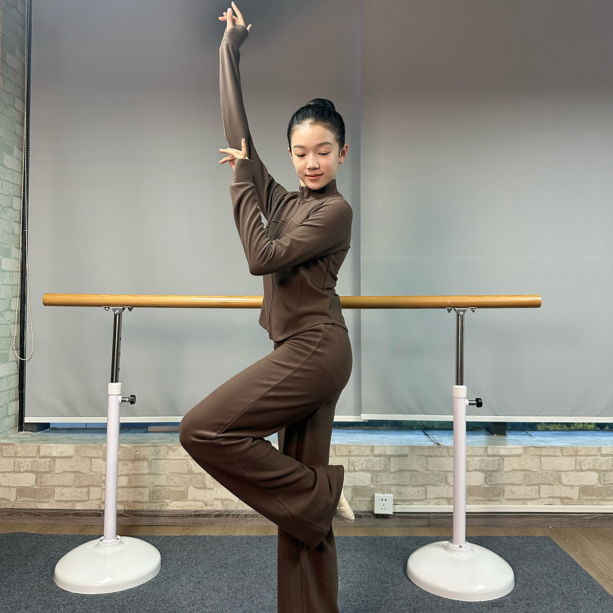 秋冬澳绒舞蹈服套装秋款长袖长裤练功服可日常穿搭舞蹈服