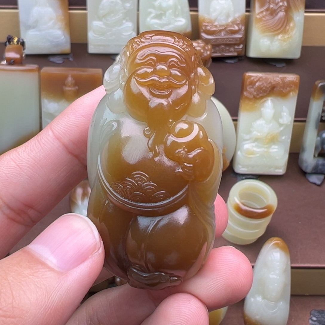 灵***符和田玉（糖玉）未镶嵌颈饰