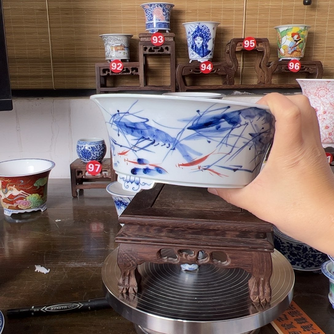 Y***g墨奈手绘陶瓷花盆