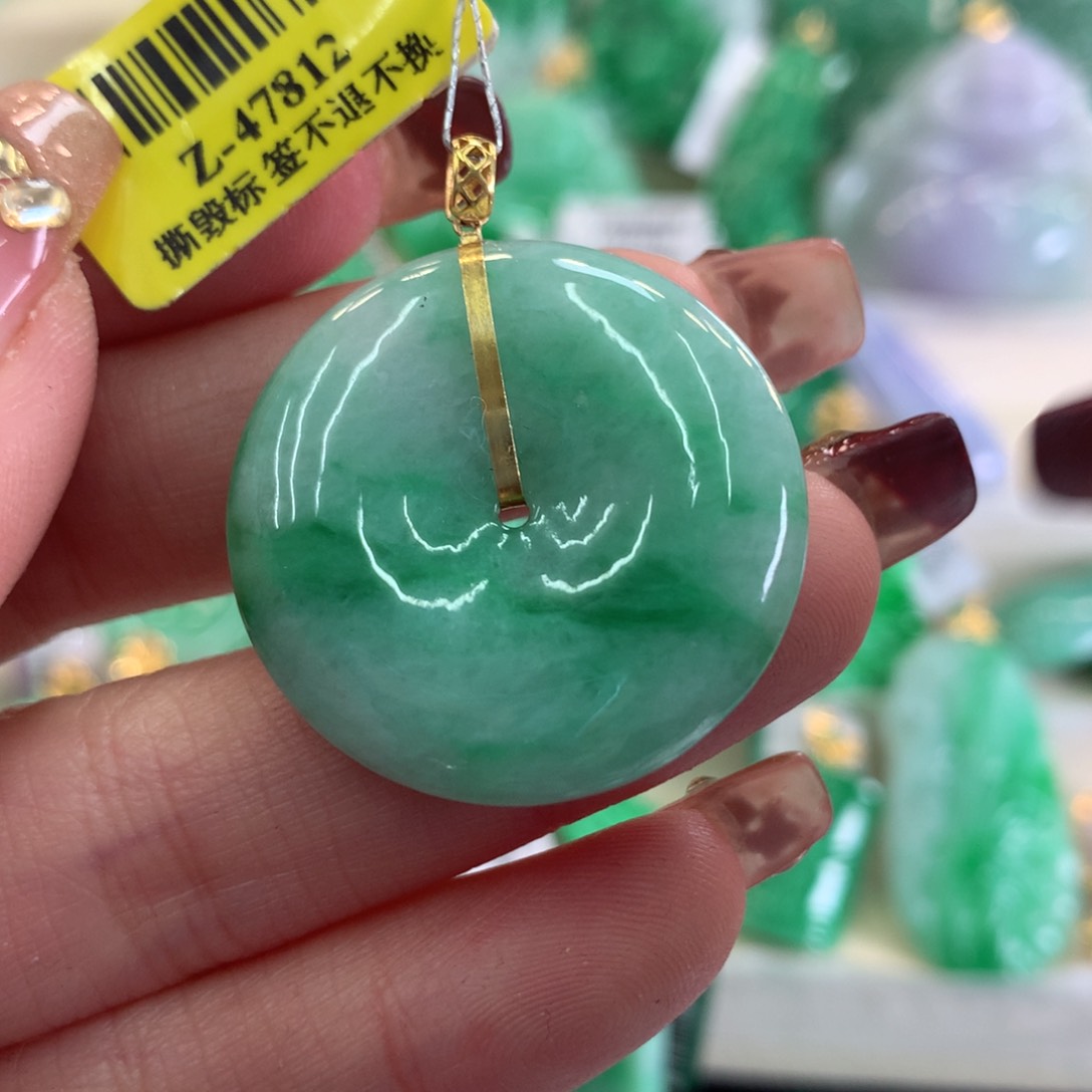 翡翠吊坠(不含链)18K金镶嵌