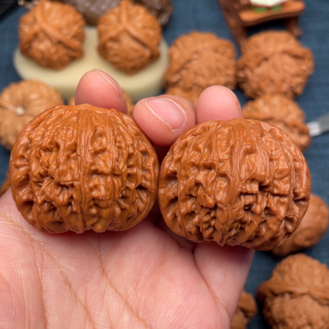 把件文玩核桃40毕业山地正磨全品