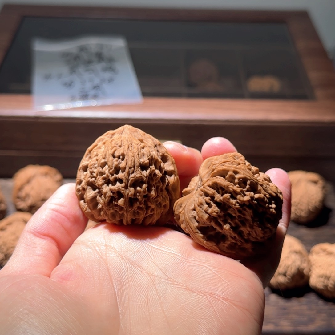 把件文玩核桃昆****8南疆