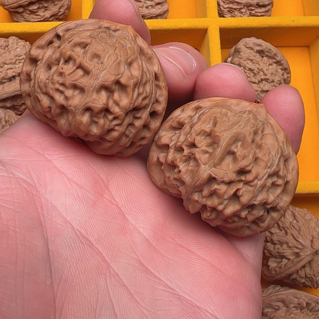 文玩核桃宫灯玉玺狮子头38