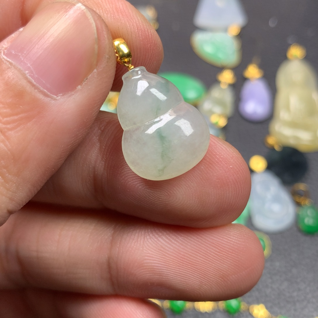 【闪购商品】颈饰18K金镶嵌翡翠翡翠