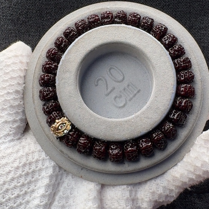 金刚菩提吊坠黑金