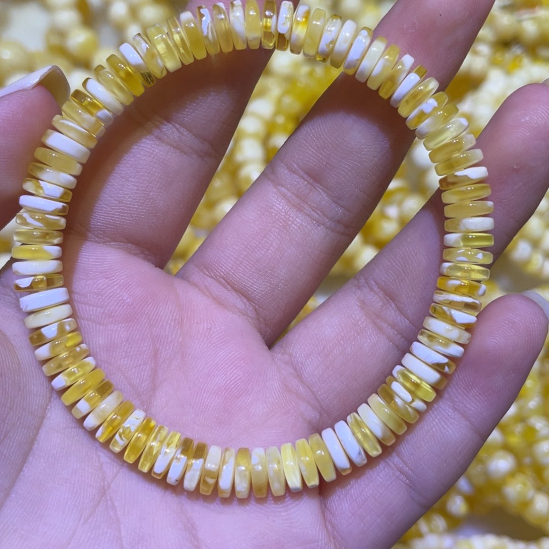 蜜蜡未镶嵌珠宝奇石7m