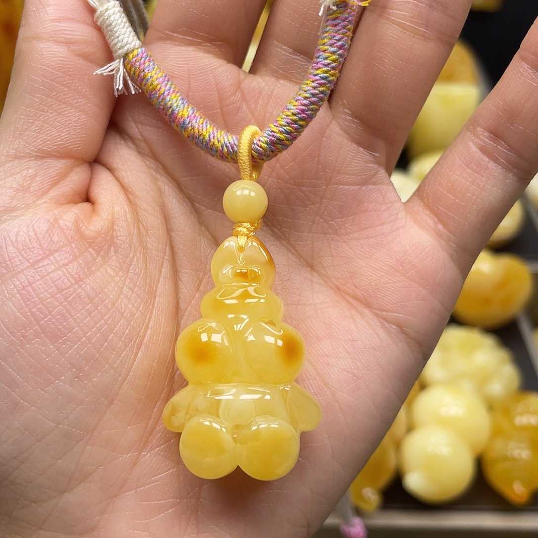 蜜蜡裸石未镶嵌蜜蜡