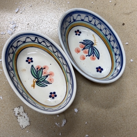 瓶瑕疵瓷片。。。。。。。。。。。。。。