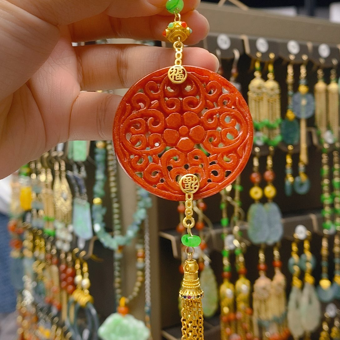 颈饰未镶嵌翡翠翡翠