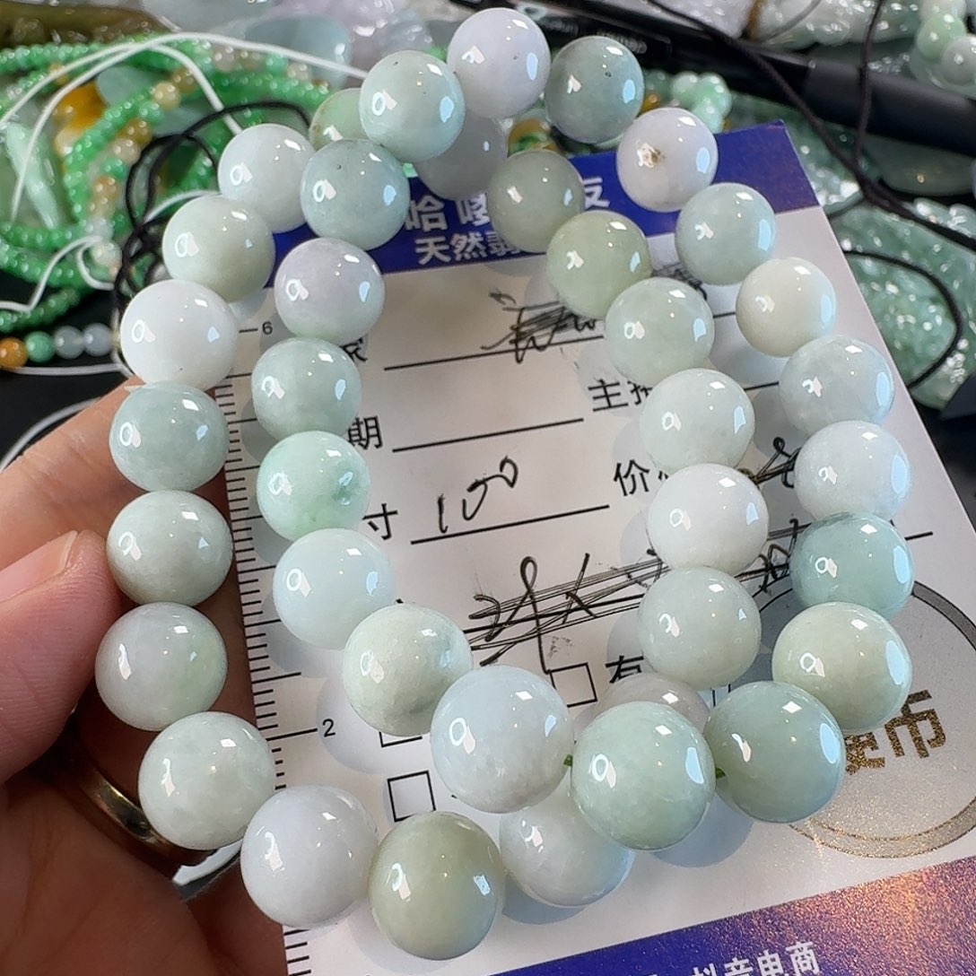 翡翠未镶嵌颈饰颈饰