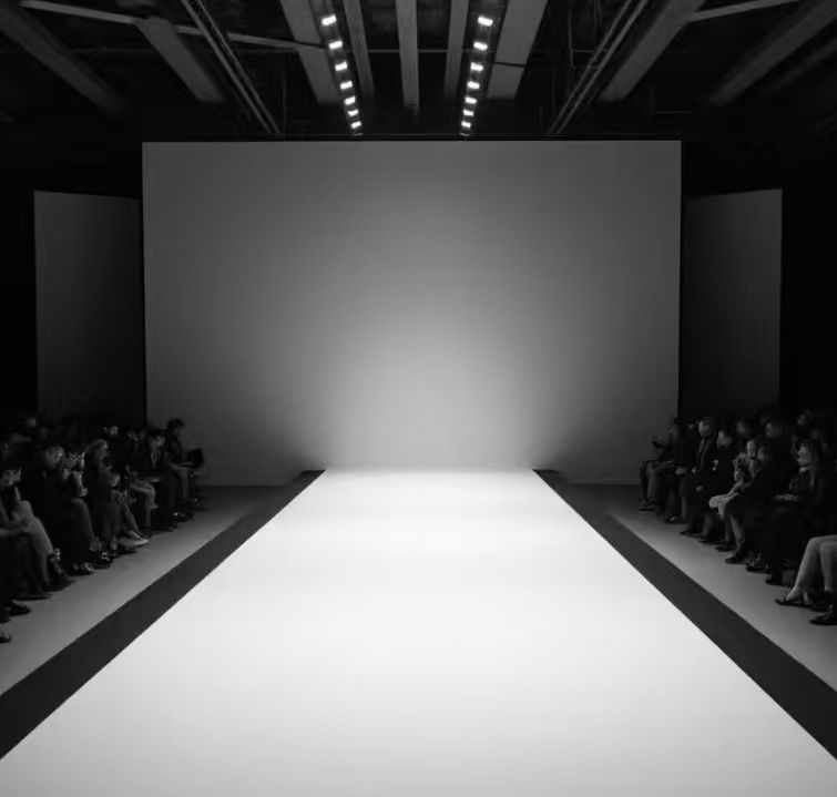 【45号链接】Men·s Closet上新时尚连帽老鹰卫衣男女同款-3952#